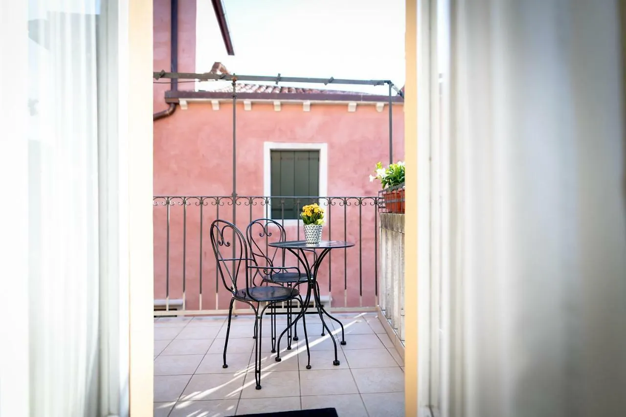 Venice Apartments San Samuele 0*,