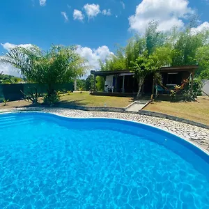 Petit écrin De Paix Hébergement de vacances Lamentin